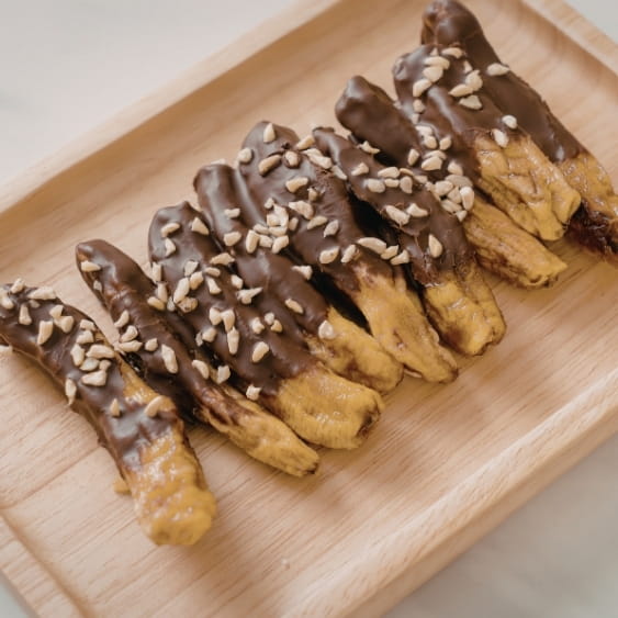 Chocolate-Dipped Pretzel Rods