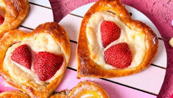 Puff Pastry Cream Cheese Hearts