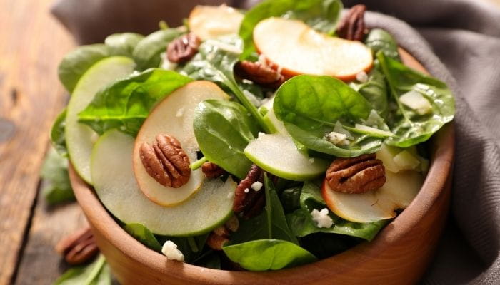 Spinach, Apple, and Pecan Salad