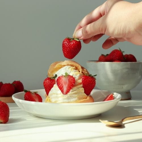 Strawberry Cream Puff Bites