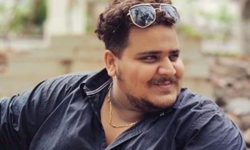 Jatin Bajaj as Bhailu